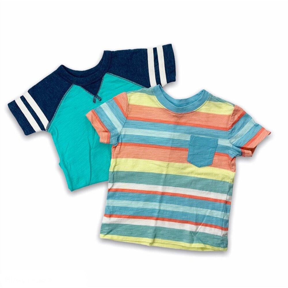 OshKosh T•Shirt & Onesie Bundle {12mo}